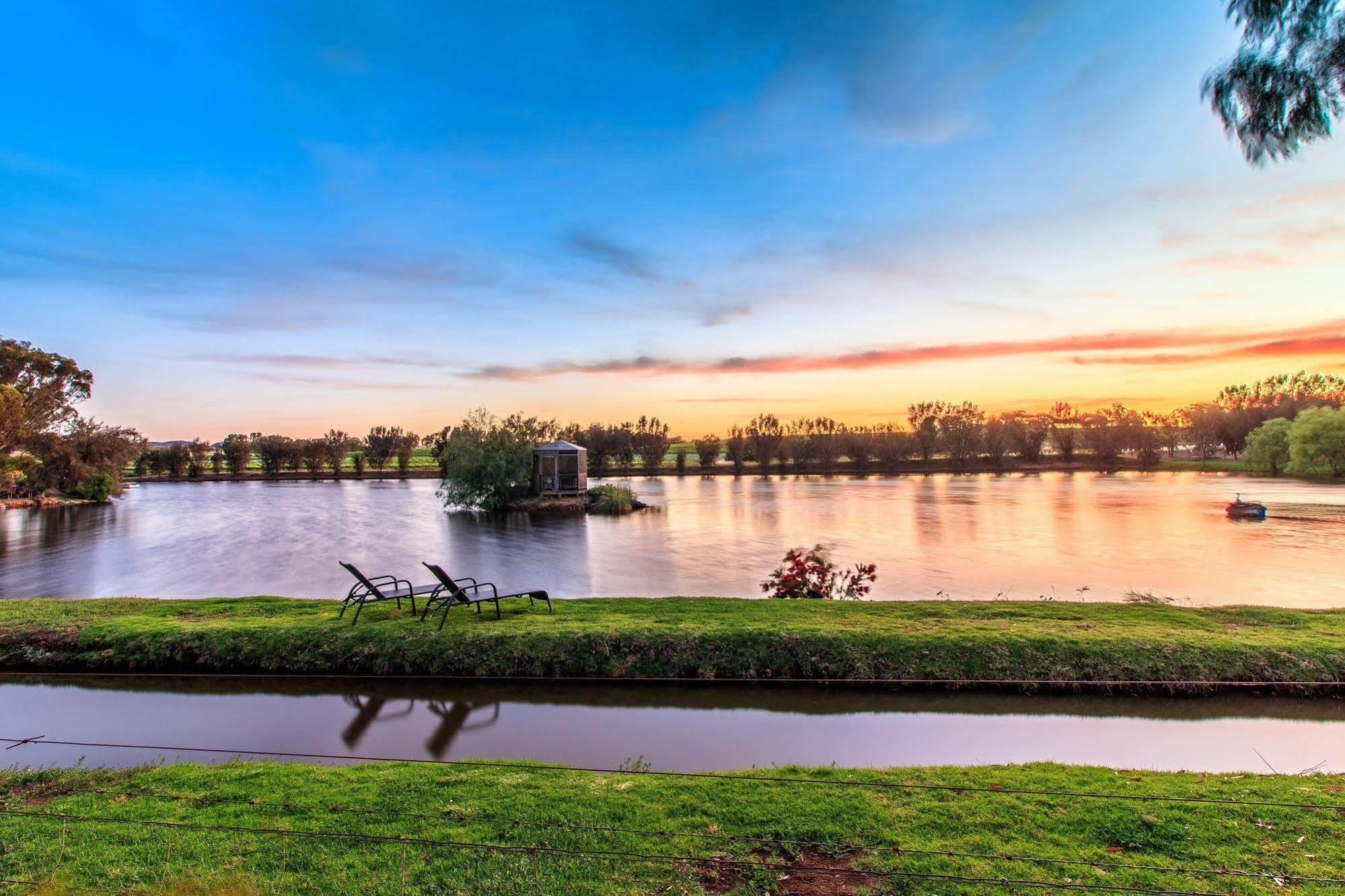 Stonewell Cottages And Vineyards タナンダ エクステリア 写真