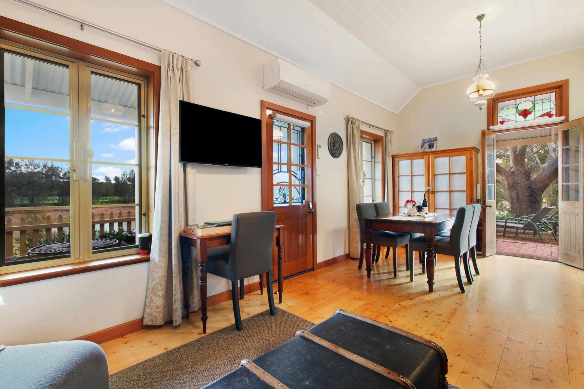 Stonewell Cottages And Vineyards タナンダ エクステリア 写真